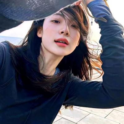 脱口秀演员突然退出节目，官方微博回应，深夜持续发酵